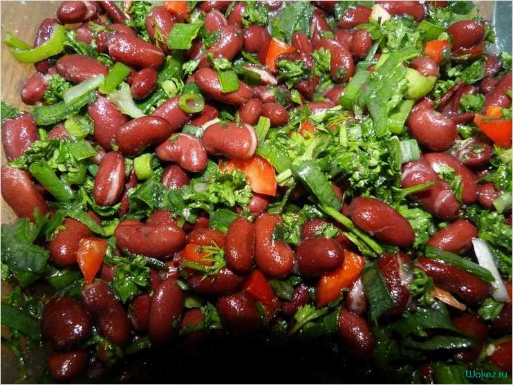 Вкусный и полезный рецепт салата с фасолью и кинзой 