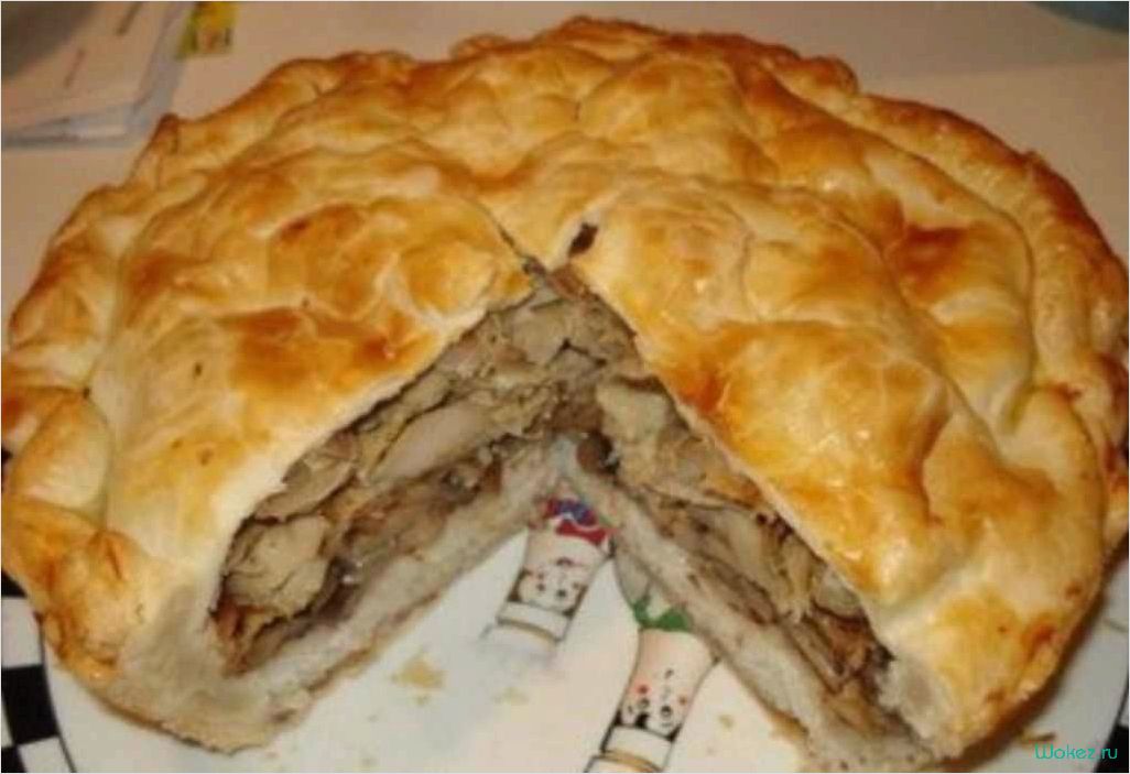 Вкусная и сытная кулинарная история — как приготовить курник с ароматной картошкой  