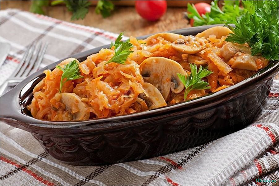 Нежная и ароматная тушеная капуста с сочным фаршем в мультиварке 